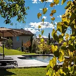Apartamento Rostagni1834: With 2 Apts And Pool In The Barolo Region