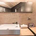 Rostagni1834: With 2 Apts And Pool In The Barolo Region Apartamento