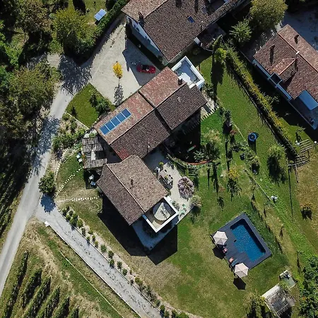 Rostagni1834: With 2 Apts And Pool In The Barolo Region Novello