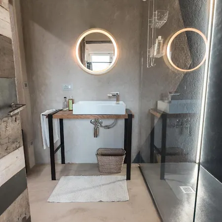 Rostagni1834: With 2 Apts And Pool In The Barolo Region * Novello