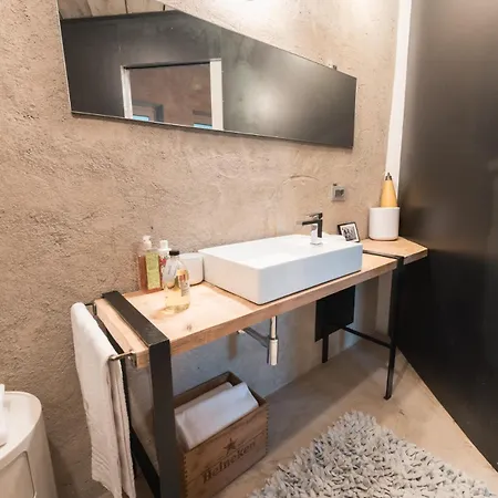 דירה Rostagni1834: With 2 Apts And Pool In The Barolo Region *